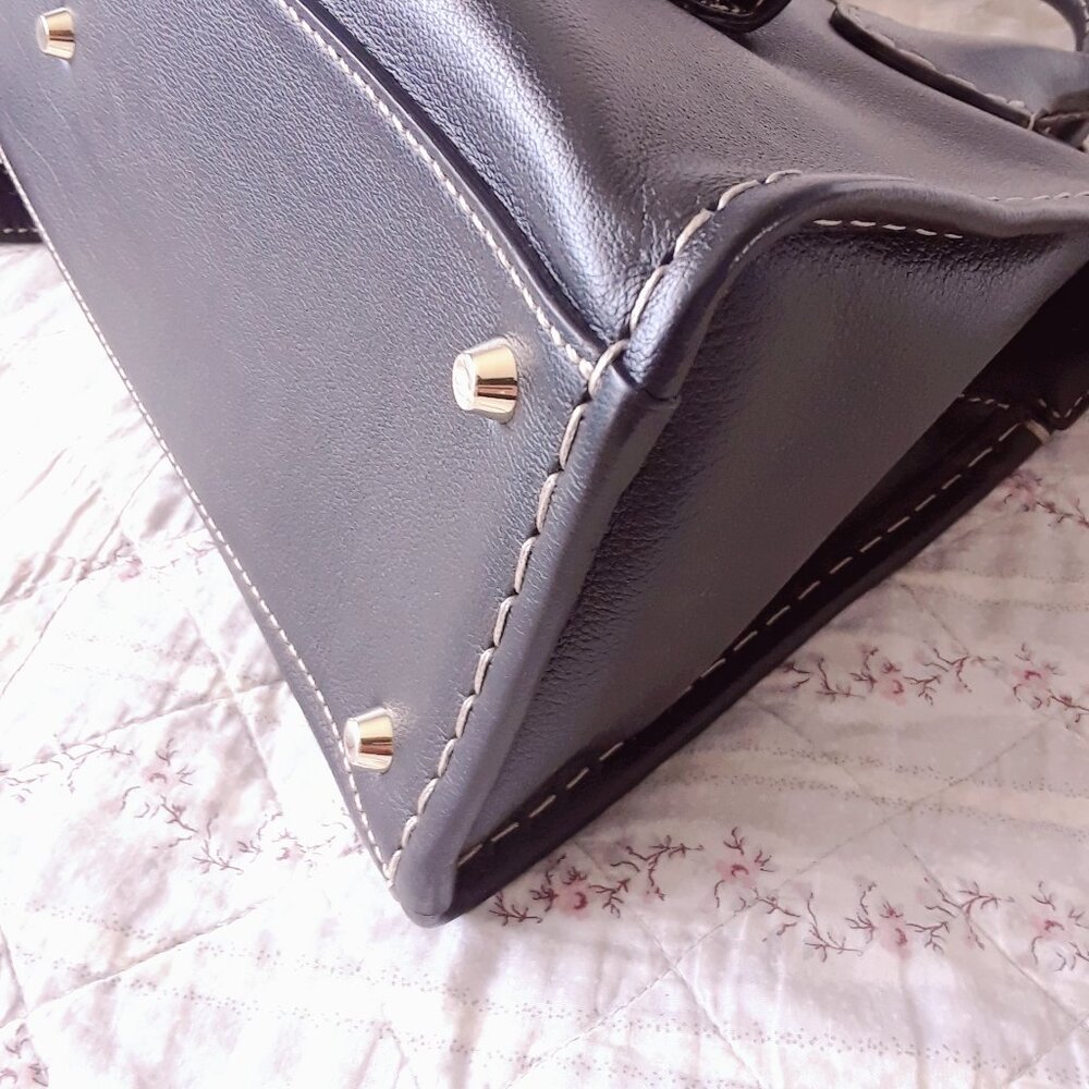 Chloé Edith Medium Day Bag in Black Buffalo Leather - Picture 9 of 16
